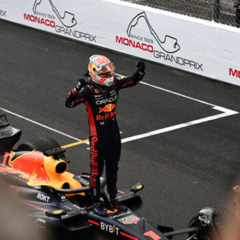 verstappen-piu-forte-di-tutti,-trionfa-a-montecarlo.-sul-podio-alonso-e-ocon