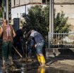 bomba-d’acqua-sulla-sardegna,-nel-cimitero-di-thiesi-spostate-colonne-con-i-loculi