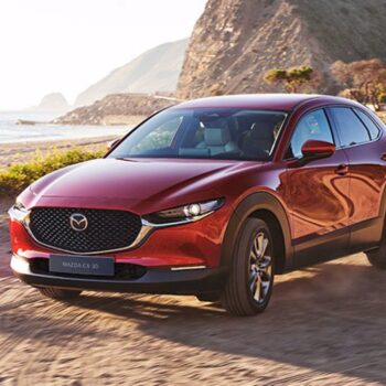 mazda-cx-30-2024-con-sistemi-di-sicurezza-e-infotainment-evoluti