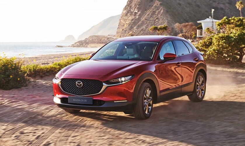 mazda-cx-30-2024-con-sistemi-di-sicurezza-e-infotainment-evoluti