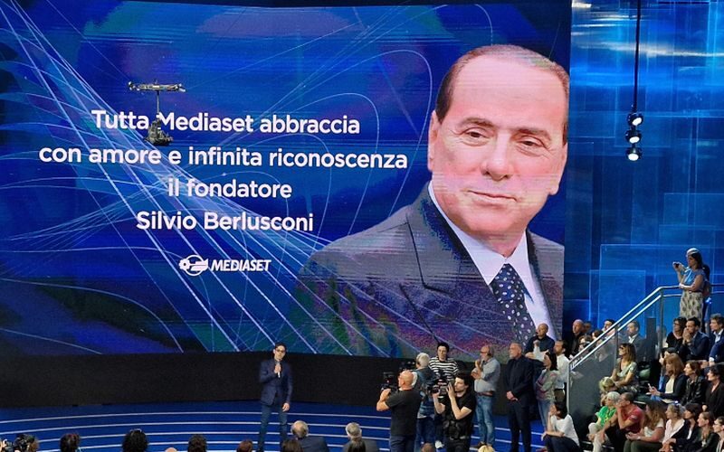 pier-silvio-berlusconi-“da-domani-torniamo-a-essere-un’azienda-viva”