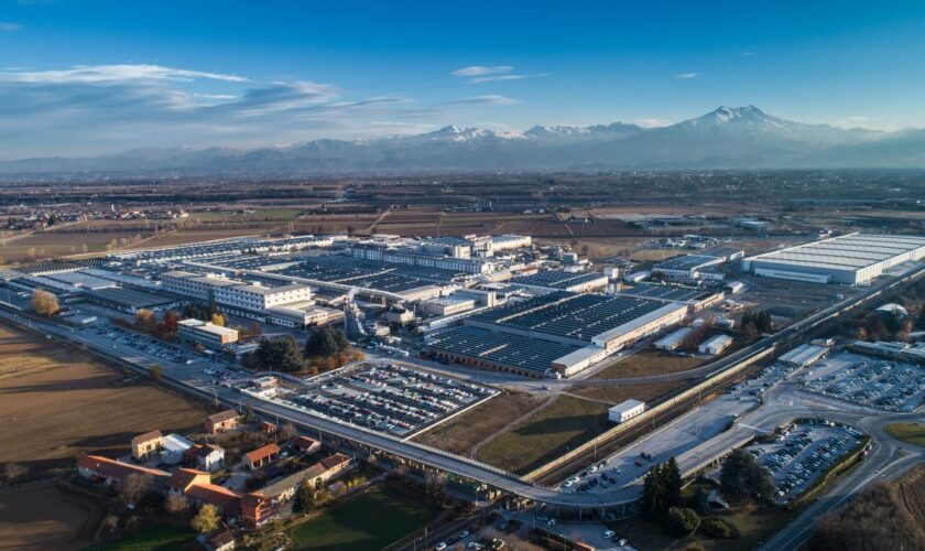 michelin,-festa-per-i-60-anni-dello-stabilimento-di-cuneo