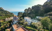 venduta-la-villa-da-sogno-di-christian-de-sica-a-capri