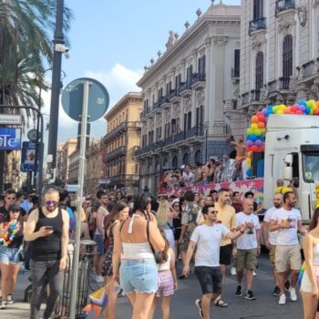 il-pride-“invade”-palermo-ma-e-polemica-sul-patrocinio-del-comune