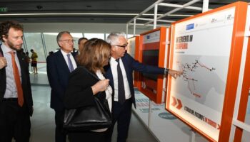 cantieri-parlanti,-inaugurato-nuovo-infopoint-alla-stazione-av-di-napoli-afragola