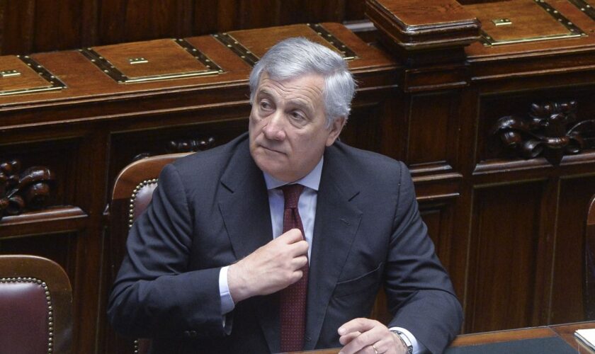 ucraina,-tajani-“non-vedo-all’orizzonte-una-trattativa-di-pace”