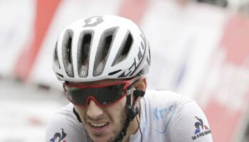 adam-yates-e-la-prima-maglia-gialla-del-tour-2023