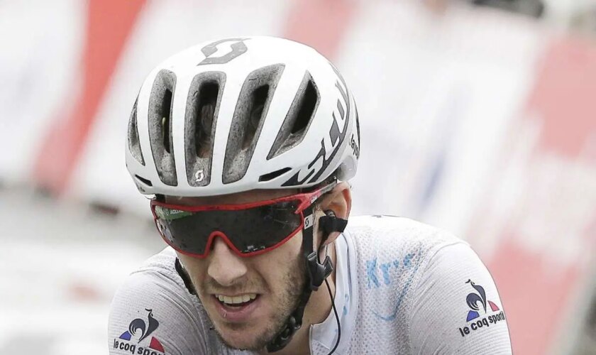 adam-yates-e-la-prima-maglia-gialla-del-tour-2023