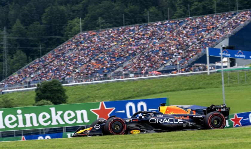 verstappen-vince-sprint-race-in-austria,-sainz-terzo