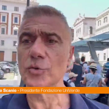 pecoraro-scanio-“file-assurde-per-i-taxi-a-roma,-si-risolva-emergenza”