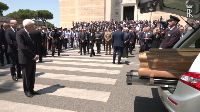 mattarella-ai-funerali-di-stato-di-forlani