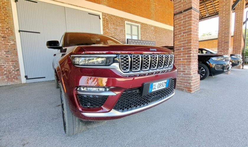 il-nuovo-grand-cherokee-e-la-pura-essenza-di-una-jeep