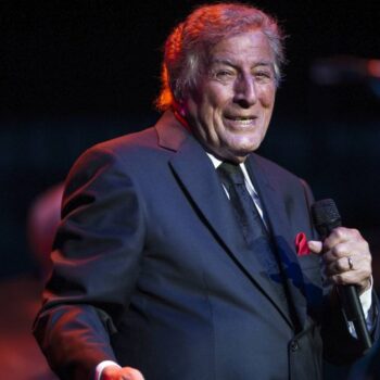 e’-morto-tony-bennett