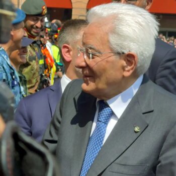 ucraina,-mattarella-“urgente-sforzo-comune-per-una-prospettiva-di-pace”