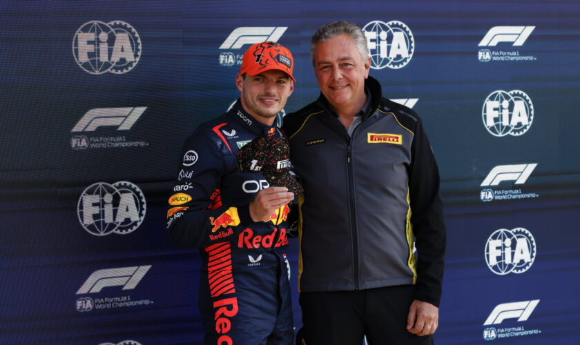 verstappen-vince-la-sprint-race-del-gp-del-belgio