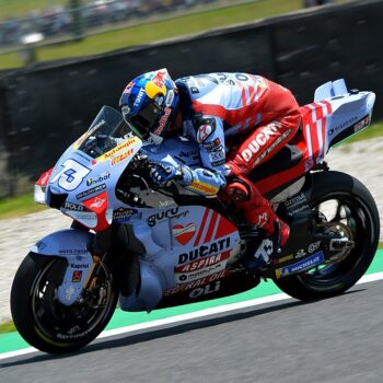 alex-marquez-vince-la-sprint-race-a-silverstone,-bezzecchi-2°