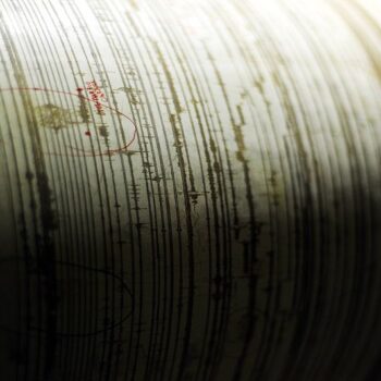 terremoto-di-magnitudo-57-nel-nordest-della-cina.-edifici-crollati-e-feriti