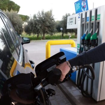 carburanti,-prezzi-medi-di-gasolio-e-benzina-stabili-da-tre-giorni