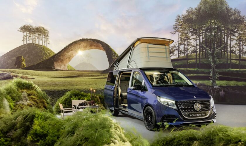 mercedes-benz-al-salone-del-camper-di-dusseldorf-con-classe-v-marco-polo