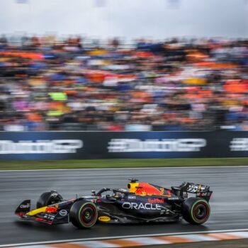 verstappen-pole-anche-in-olanda,-sainz-in-terza-fila