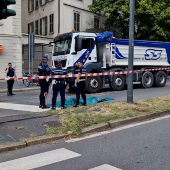 milano,-ciclista-28enne-travolta-da-un-camion-in-porta-romana