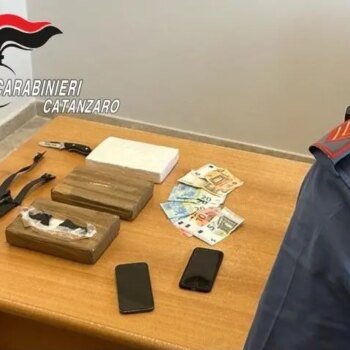 in-auto-con-3-chili-di-cocaina,-due-arresti-in-provincia-di-catanzaro