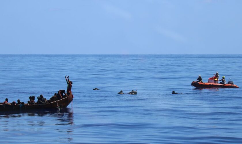 emergenza-a-lampedusa,-3800-in-hotspot-mentre-proseguono-sbarchi