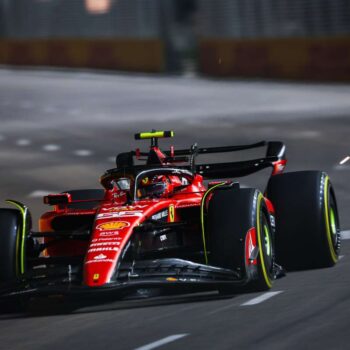 sainz-in-pole-position-nel-gp-di-singapore