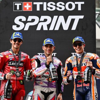 motogp,-in-giappone-vince-martin-dopo-la-bandiera-rossa-per-la-pioggia