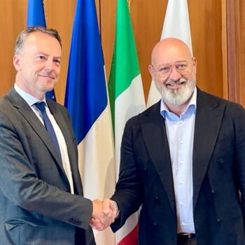 bonaccini-riceve-l’ambasciatore-francese-martin-briens