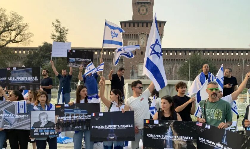 la-comunita-ebraica-in-piazza-a-milano-per-israele