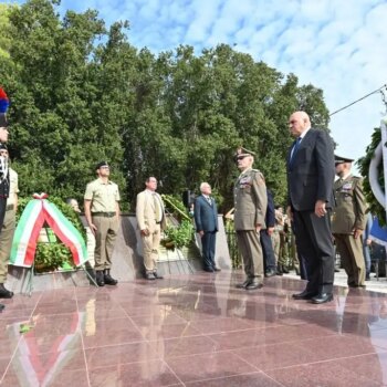 eccidio-di-cefalonia,-omaggio-di-crosetto-ai-militari-italiani-uccisi