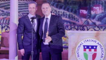 il-patron-rossonero-cardinale-premiato-al-gala-niaf-“forza-milan”