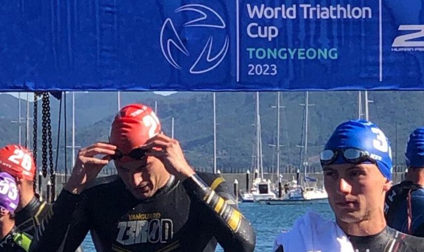 nicola-azzano-17°-a-tongyeong-nella-world-cup-triathlon