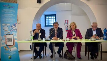 abruzzo,-marsilio-e-veri-presentano-nuova-app-servizi-sanitari-on-line