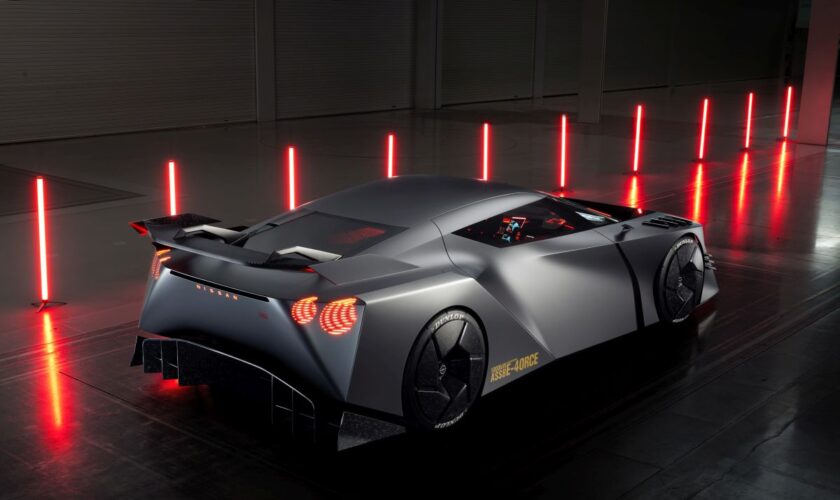 nissan-svela-hyper-force-concept,-la-supercar-elettrica