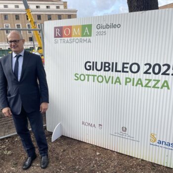 roma,-gualtieri-inaugura-passerella-pedonale-in-piazza-pia