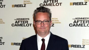 morto-l’attore-matthew-perry,-star-di-“friends”