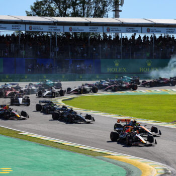 verstappen-vince-in-brasile,-norris-e-alonso-sul-podio