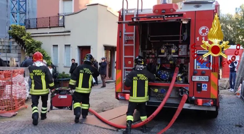 milano,-incendio-in-appartamento-in-via-armellini.-morta-anziana-donna