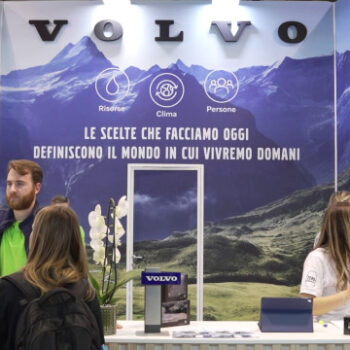 volvo-trucks-verso-la-neutralita-climatica,-tappa-a-ecomondo