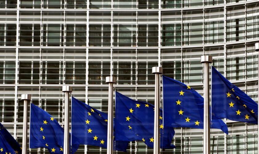 pil,-la-commissione-ue-taglia-le-previsioni-per-eurozona-e-italia