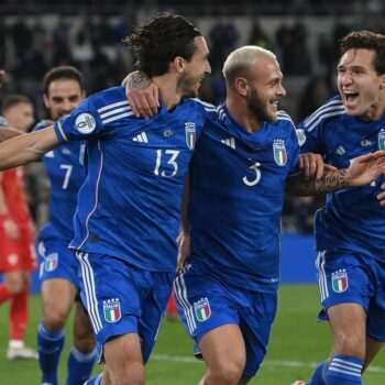 l’italia-batte-la-macedonia-5-2,-in-ucraina-basta-un-pari