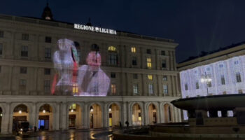 palazzo-regione-liguria-si-illumina-in-ricordo-di-gianluca-vialli