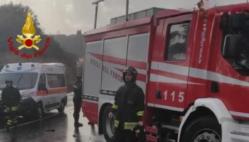 scontro-tra-due-auto-nel-catanzarese,-morti-4-giovani