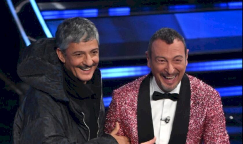 sanremo,-ovazione-per-alfa-e-vecchioni-nella-serata-delle-cover.-cuccarini-balla-con-fiorello-franjo