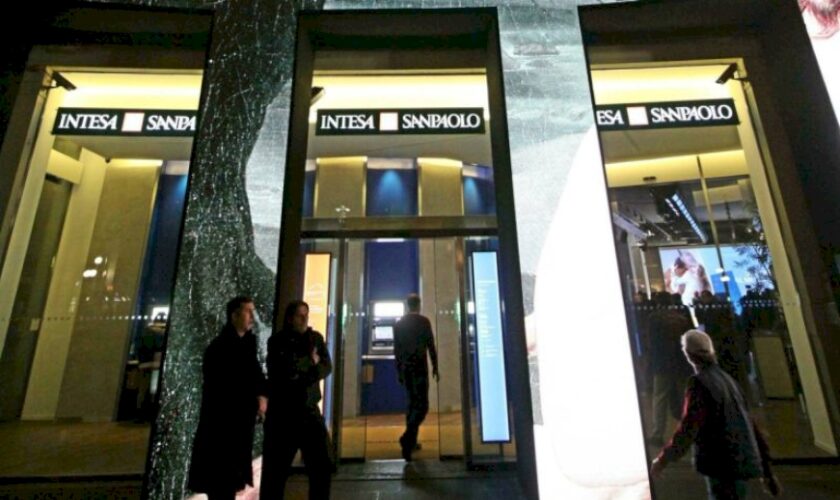 intesa-sanpaolo-accelera-verso-la-riduzione-delle-emissioni-proprie