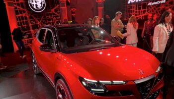 alfa-romeo-presenta-la-nuova-milano,-sportiva-e-compatta