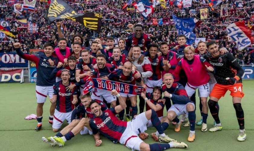 bologna-in-champions:-la-citta-esplode,-giocatori-scatenati-insieme-al-popolo-rossoblu:-il-video