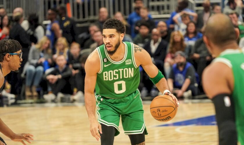 boston-si-porta-sul-3-1,-oklahoma-vince-a-dallas